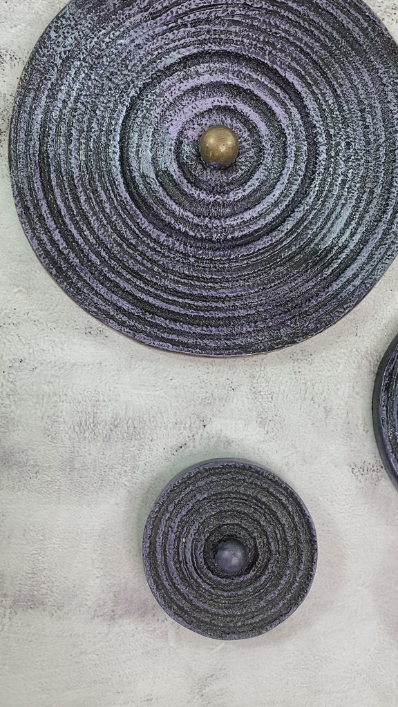 Lush circle wall decor in Black and Purple