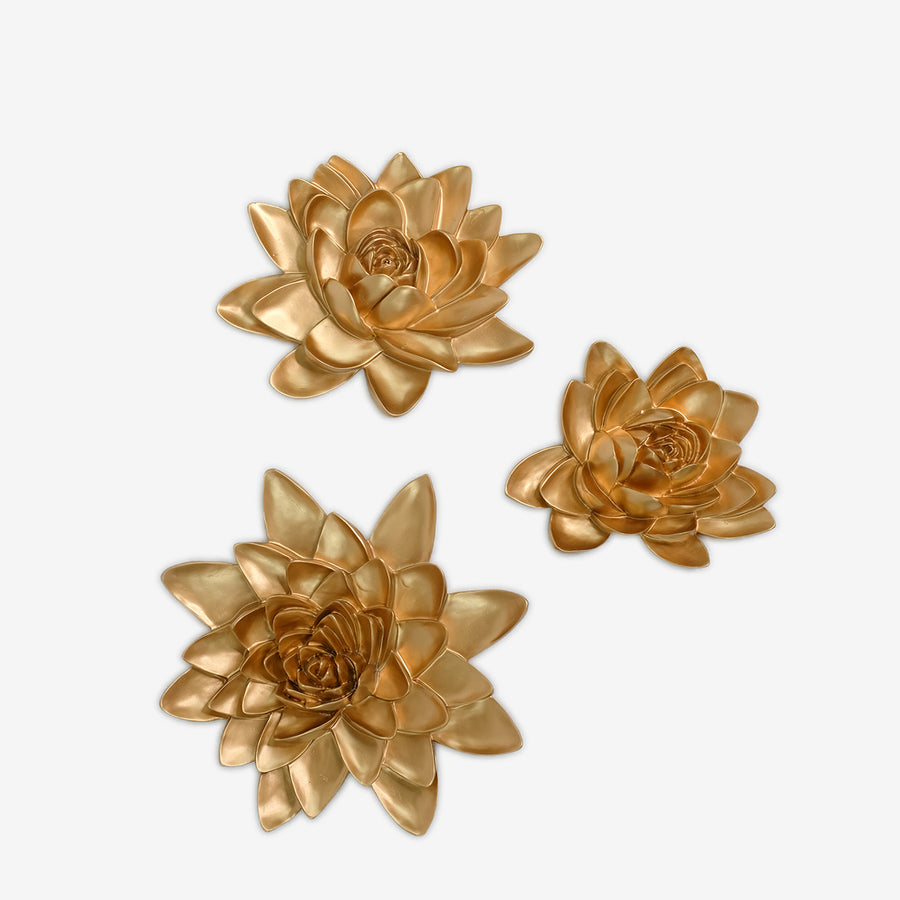 Lotos Flowers Wall Decor in Gold