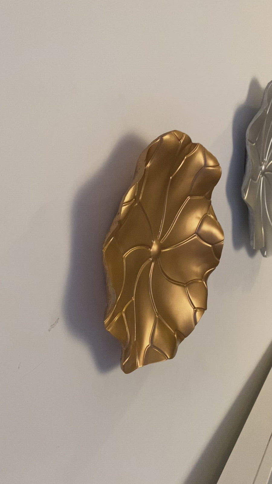 Water Leaves Wall Decor in Gold